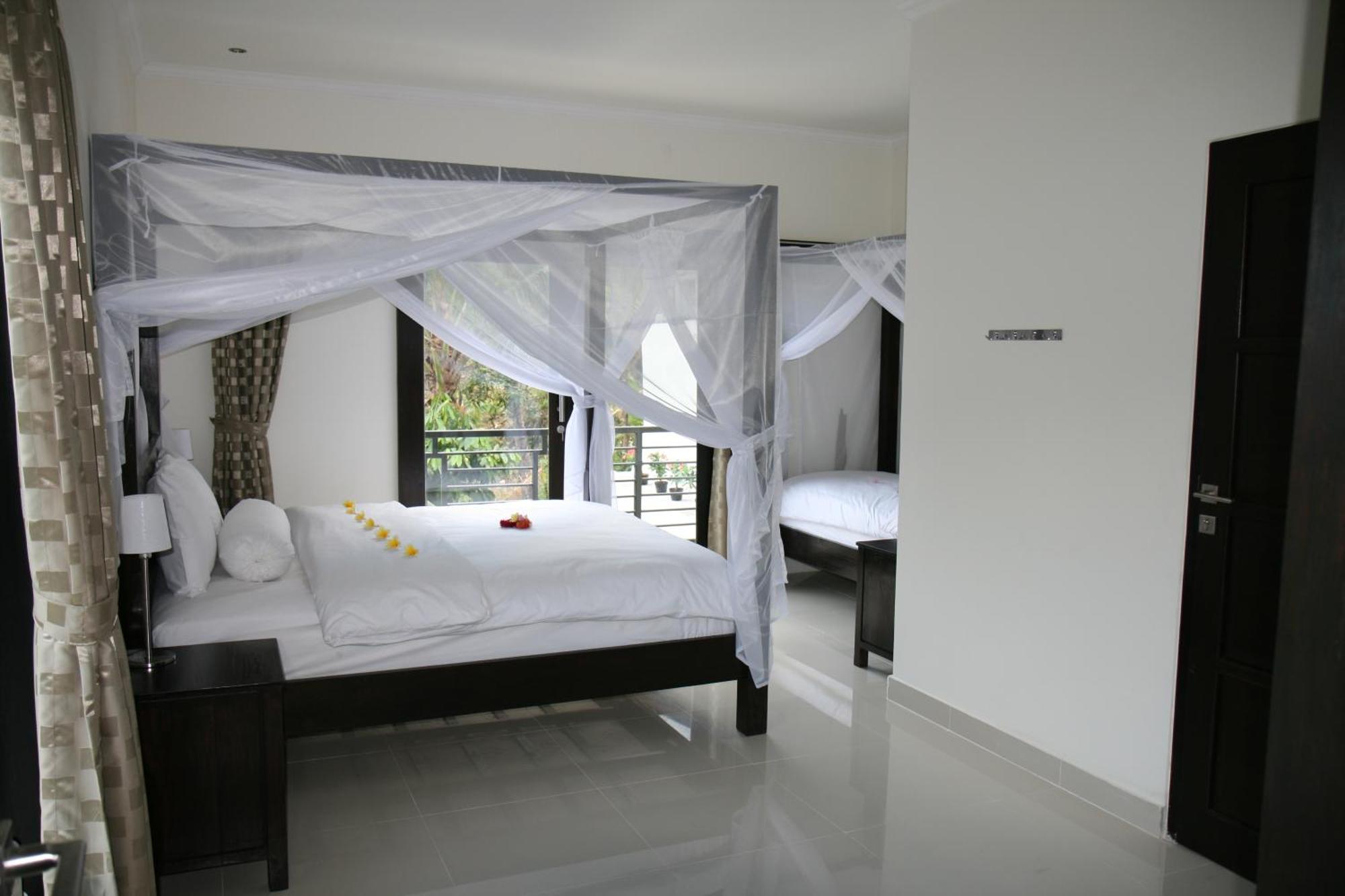 Rumah Riang Mayong Exterior photo